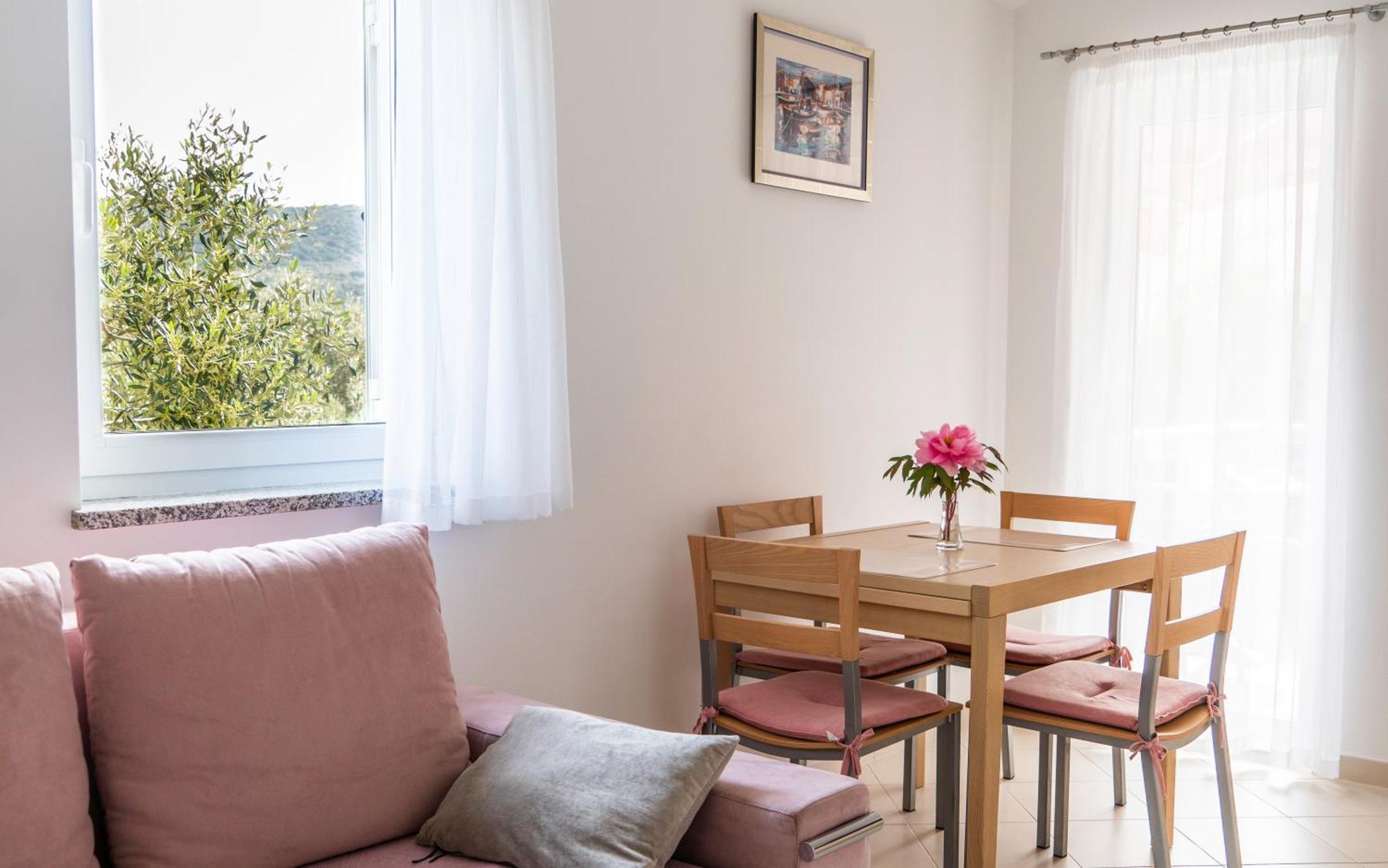 Apartments Lila 茨雷斯 外观 照片