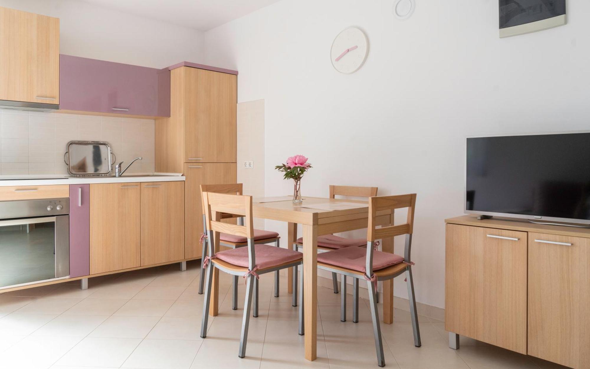Apartments Lila 茨雷斯 外观 照片