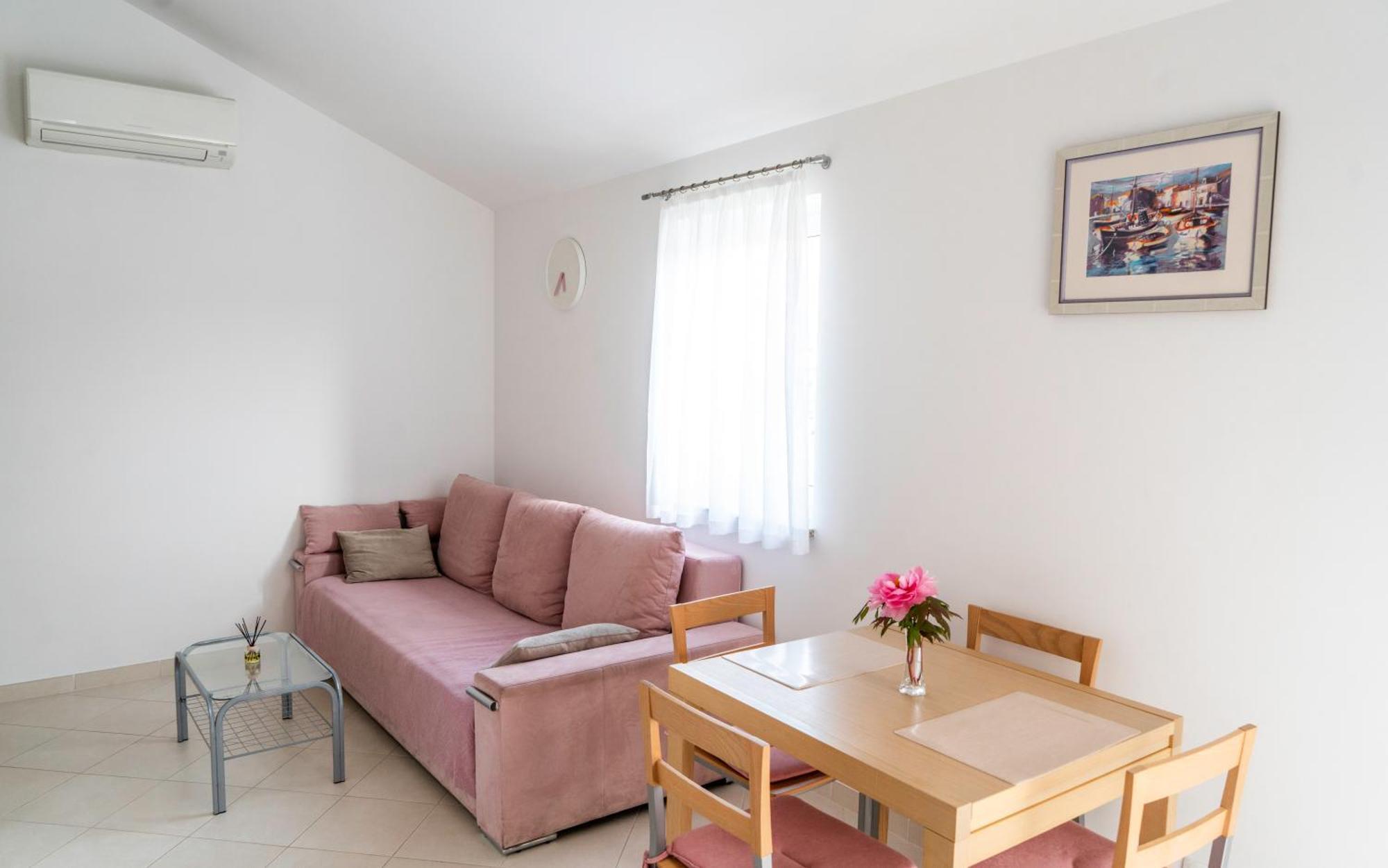 Apartments Lila 茨雷斯 外观 照片